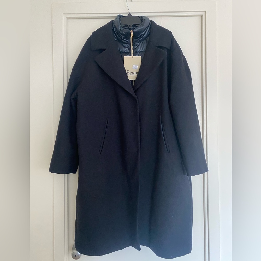 NWT! Herno navy wool coat with removable down collar